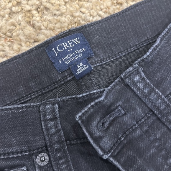 J Crew 9” High-rise skinny size 28 black jeans - Picture 2 of 3